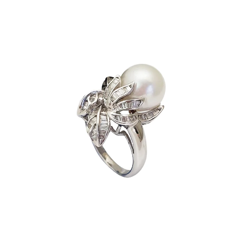 women's engagement rings with square-cut diamonds -Diamond Coconut Tree Pearl Ring (18K)