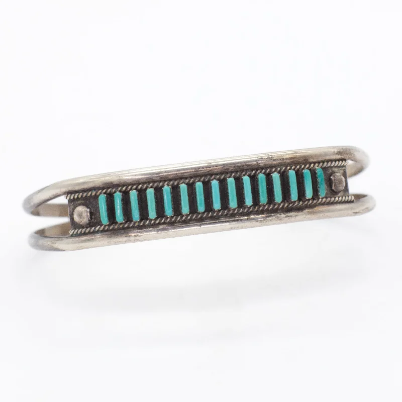 women's bracelets with smooth metal -Navajo Handmade Sterling Silver Turquoise Cuff Bracelet (Hallmark Unknown)