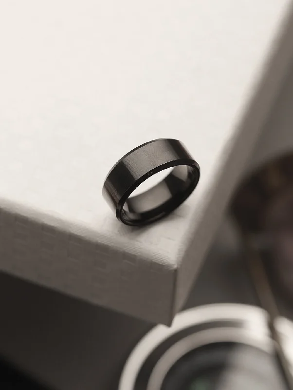 women's rings with floral design -Unisex Black-Toned Stainless Steel Band Style Finger Ring