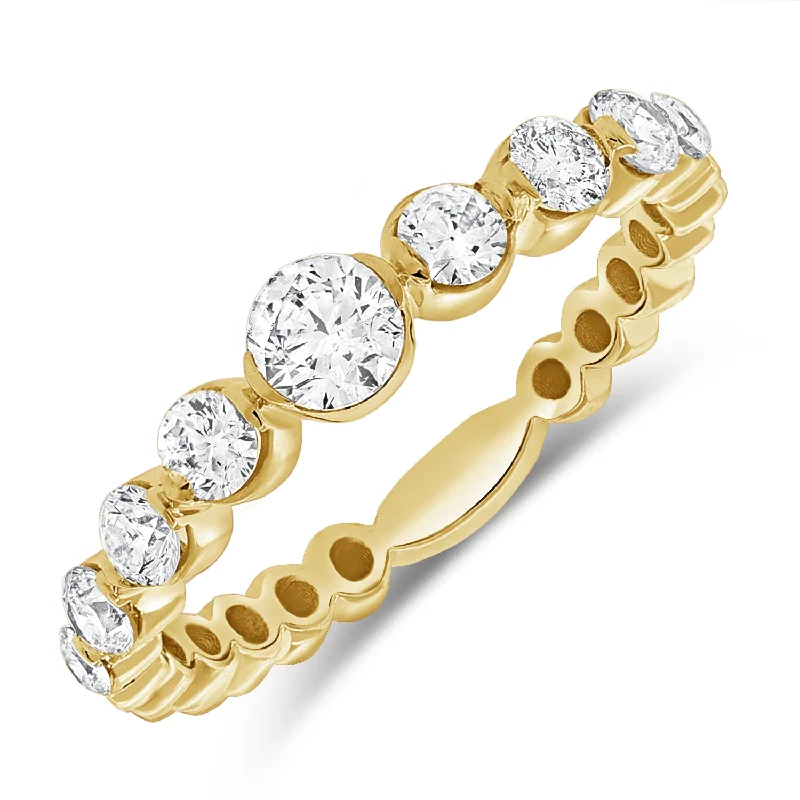 women's engagement rings with intricate patterns -Stunning 14K Gold Graduated Diamond Band with 0.76 Carats