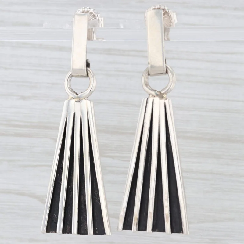 women's earrings with luxurious finish -Tom Hawk Navajo Native American Dangle Earrings Sterling Silver Vintage Drops