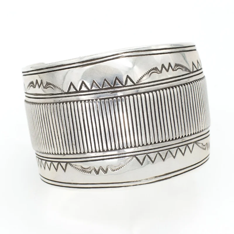 women's bracelets with infinity symbol -Gibson Nez Navajo Handmade Sterling Silver Cuff Bracelet