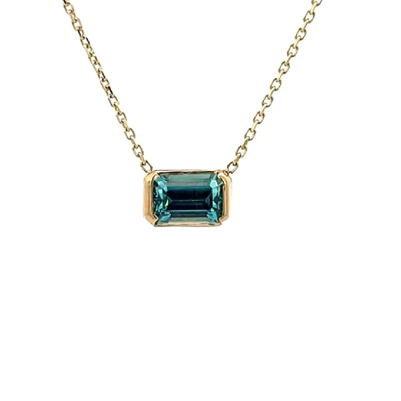 women's necklaces with intricate design -Yellow Gold Blue Zircon Necklace